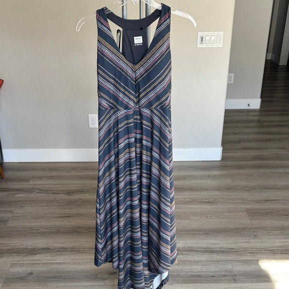 Prana Saxon Shell Stripe Dress (MEDIUM) - Picture 3 of 16